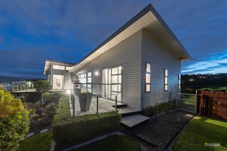 37 Pekanga Road, Normandale Twilight 3566